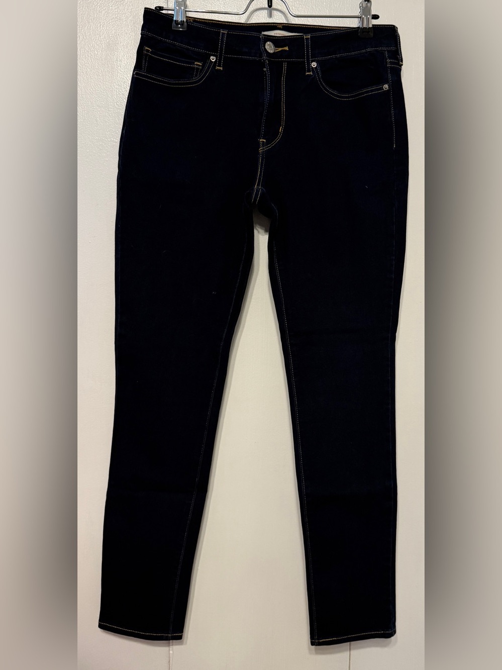 Levi’s 711 Skinny Hypersoft Jeans Dark Wash Women’s Size 30 / 10